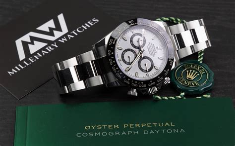 smallest rolex daytona|rolex underwater lug size.